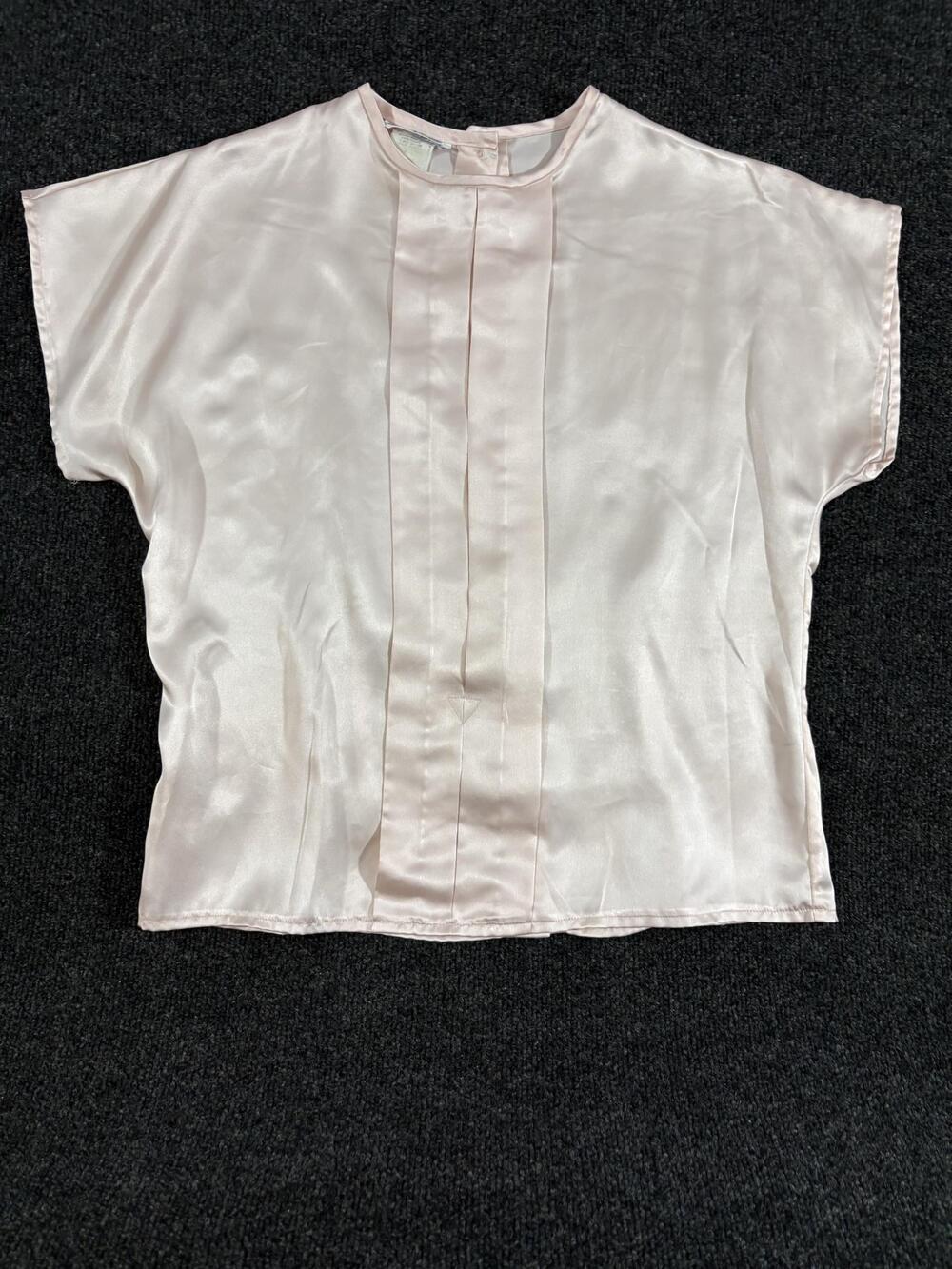 College Town Blouse Womens M White Satin Pleated Short Sleeve Button Back Top